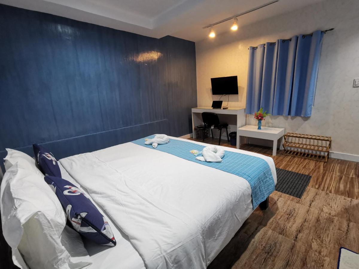 Pescadores Suites Moalboal Exteriér fotografie