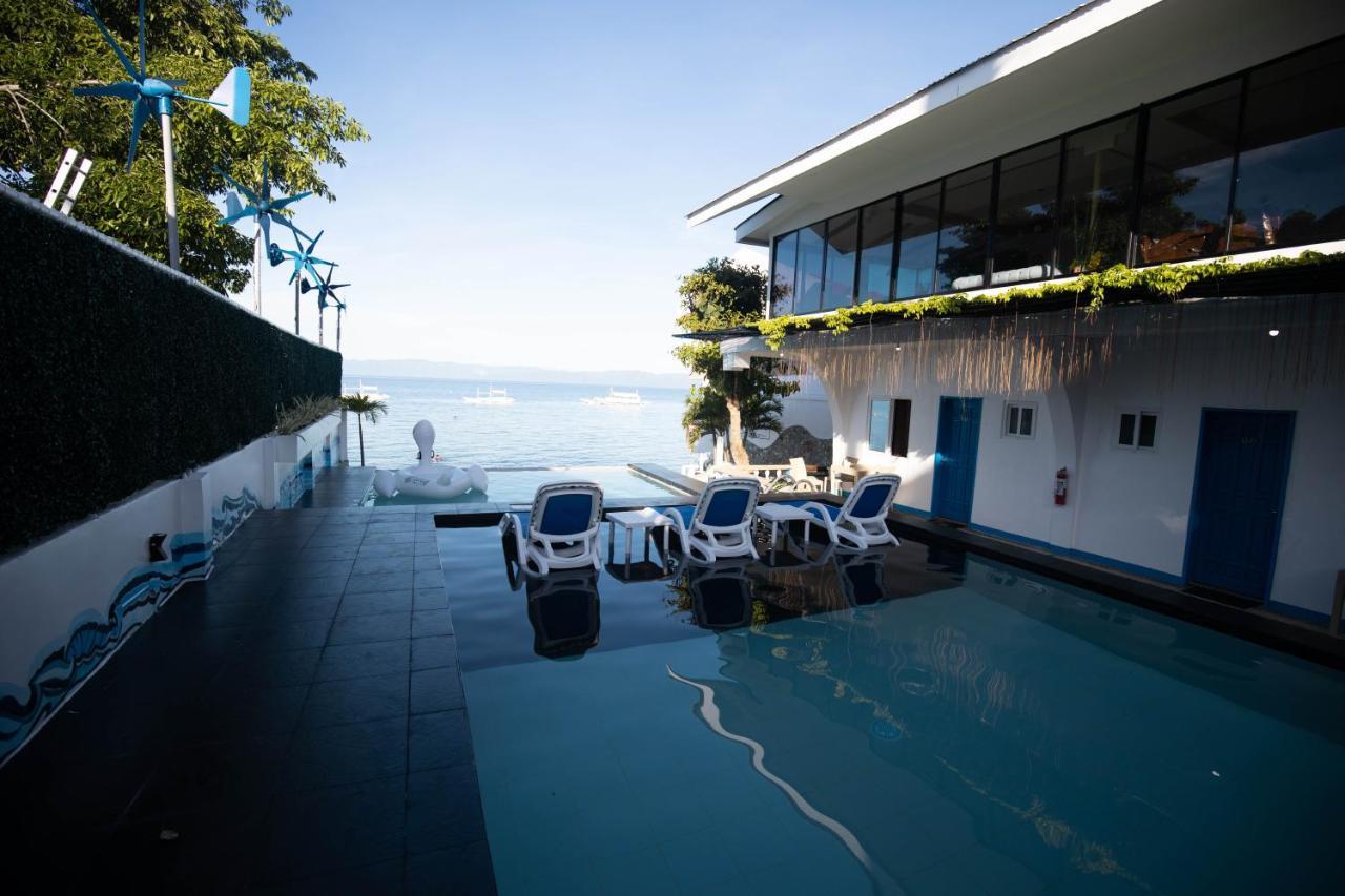Pescadores Suites Moalboal Exteriér fotografie
