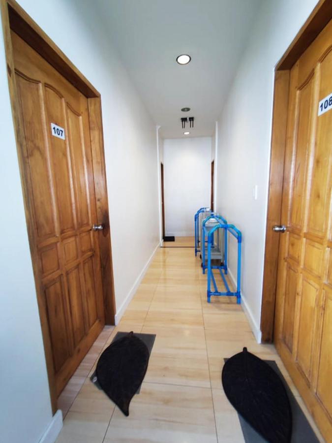 Pescadores Suites Moalboal Exteriér fotografie
