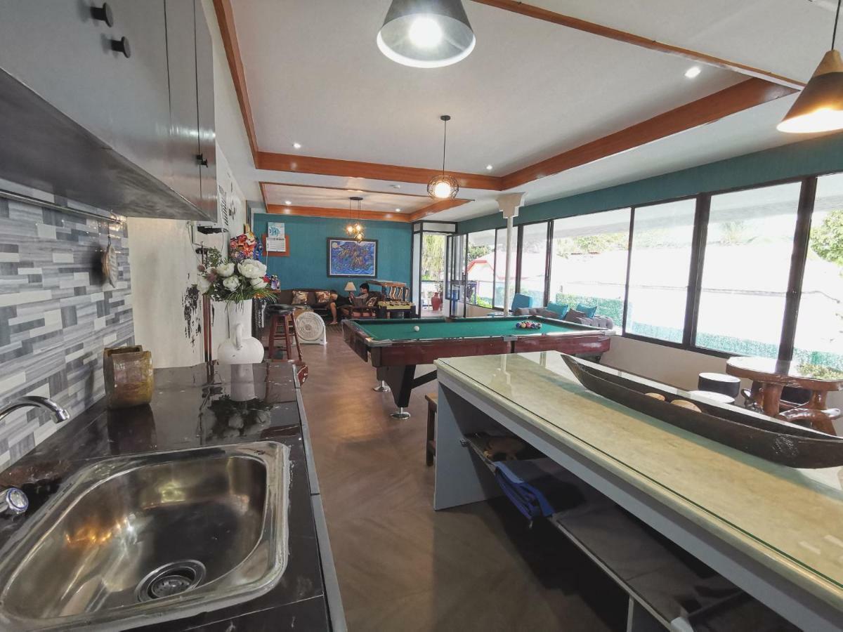 Pescadores Suites Moalboal Exteriér fotografie