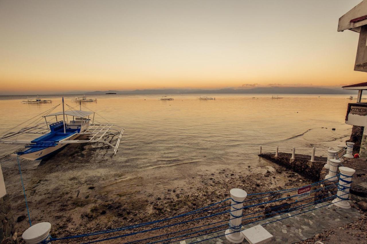 Pescadores Suites Moalboal Exteriér fotografie